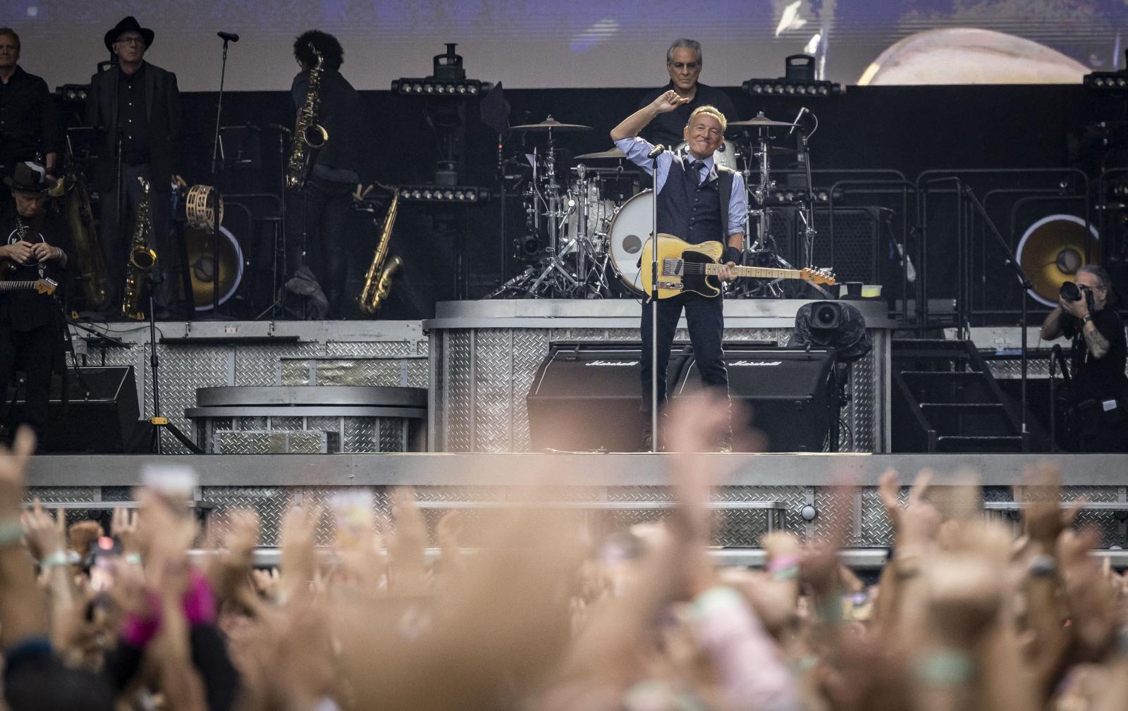 Anoeta se rinde al show de Bruce Springsteen