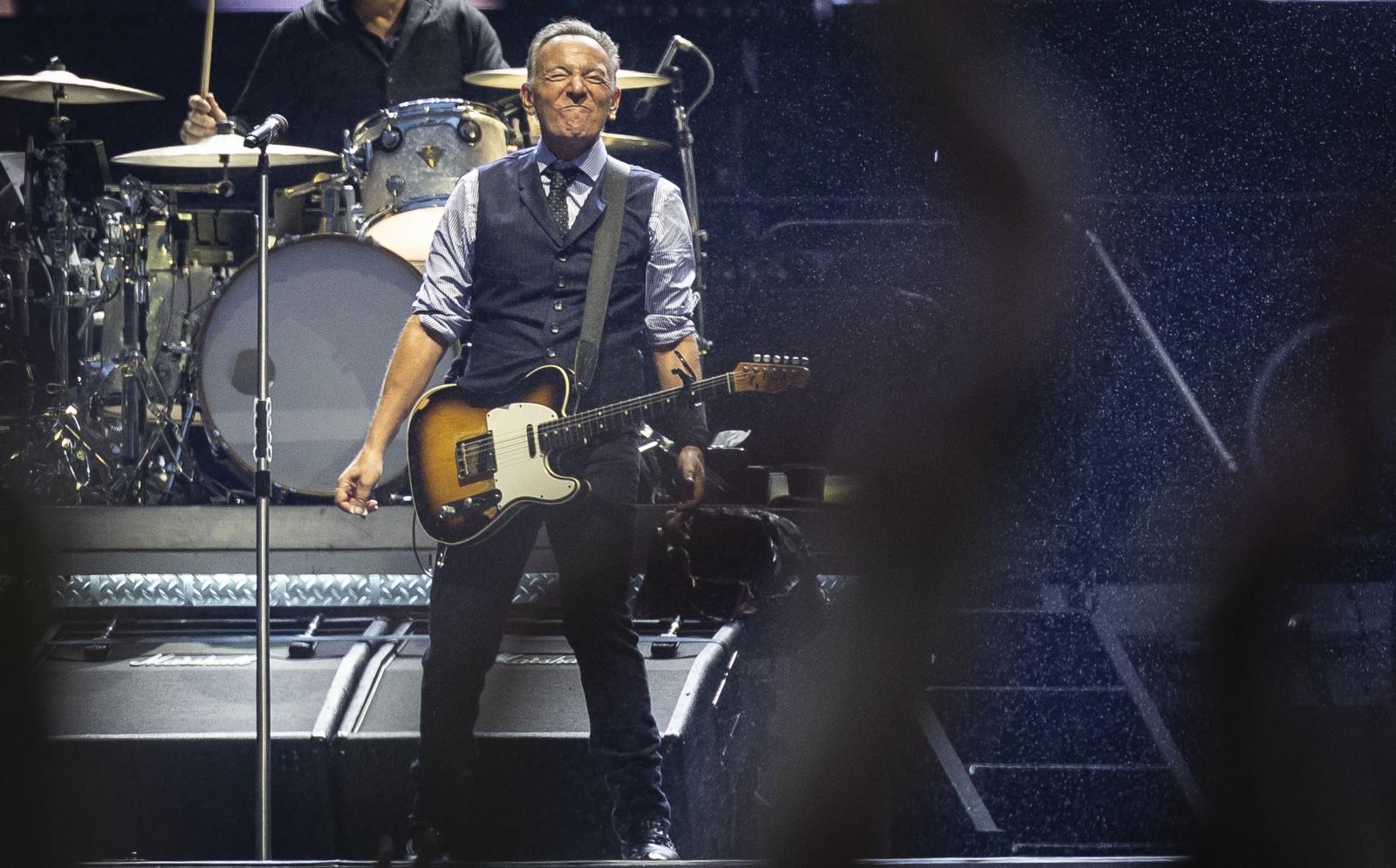 Anoeta se rinde al show de Bruce Springsteen
