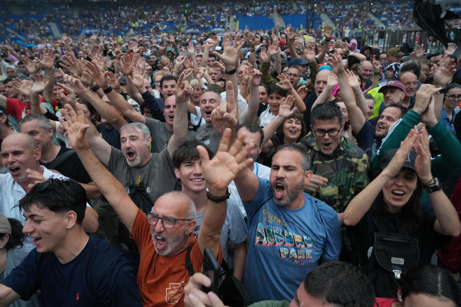 Anoeta se rinde al show de Bruce Springsteen