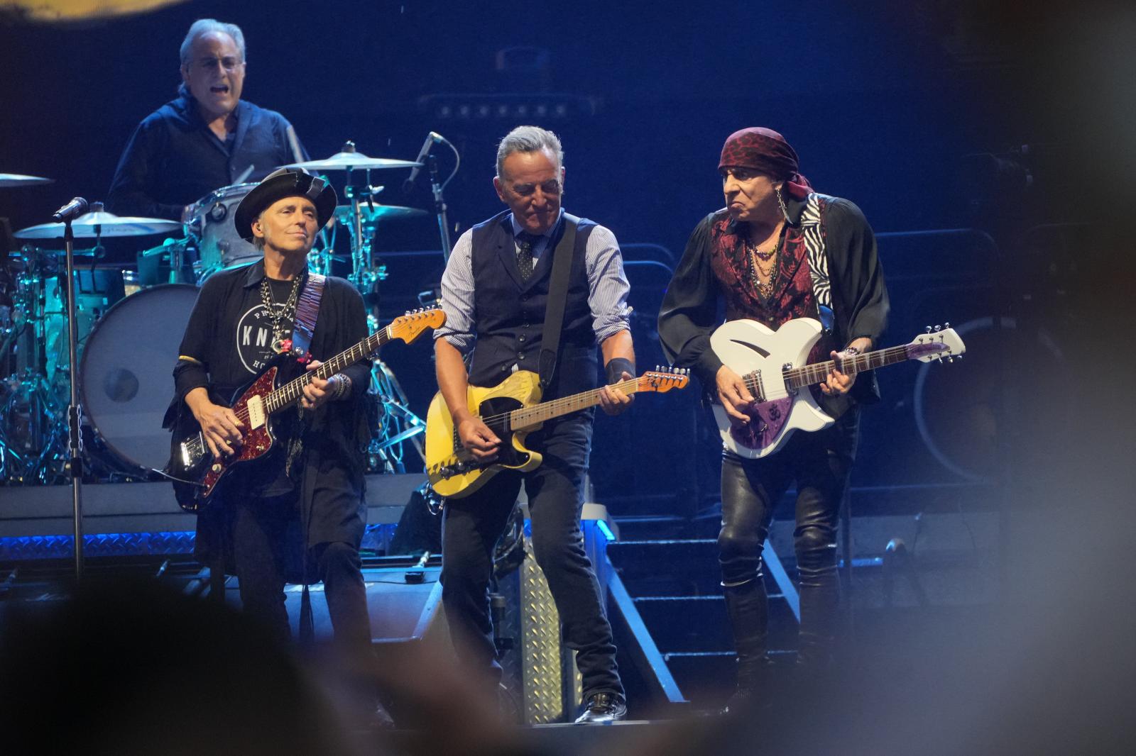 Anoeta se rinde al show de Bruce Springsteen