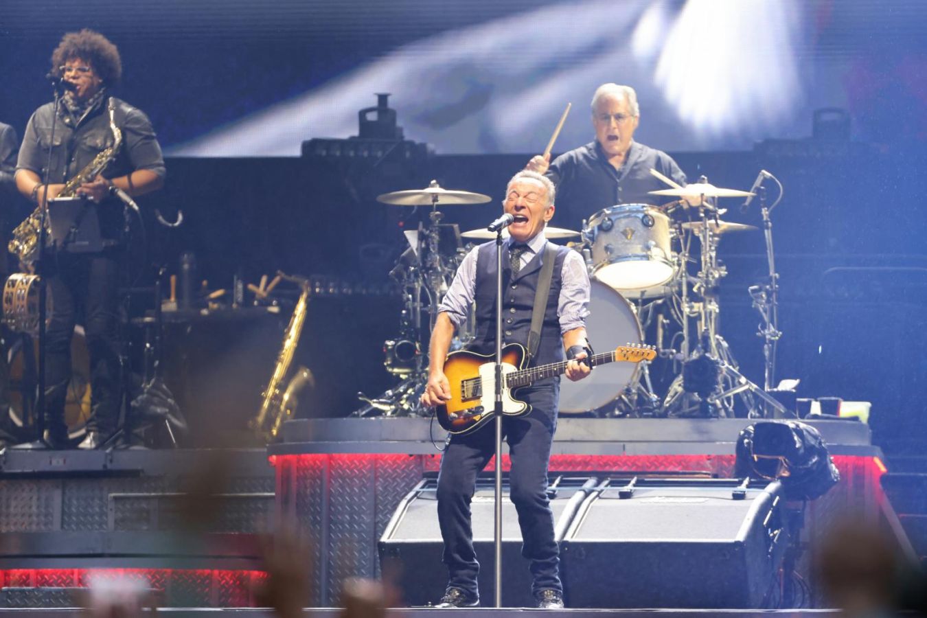 Anoeta se rinde al show de Bruce Springsteen