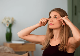 Descubre cómo cuidar la zona de las ojeras del sol