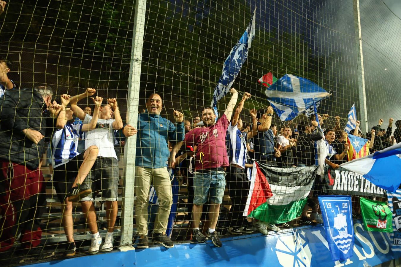 Explosión de júbilo en Zubieta tras el ascenso del Sanse