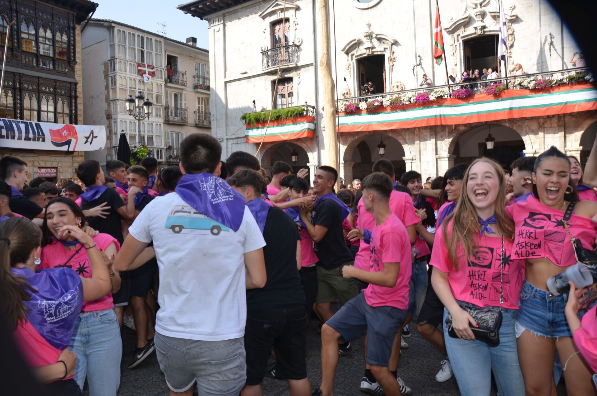 Arrasate se engalana por San Juan