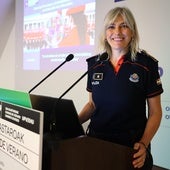 Patricia Martínez De Musitu, ante el atril utilizado para impartir su conferencia de la UIK.