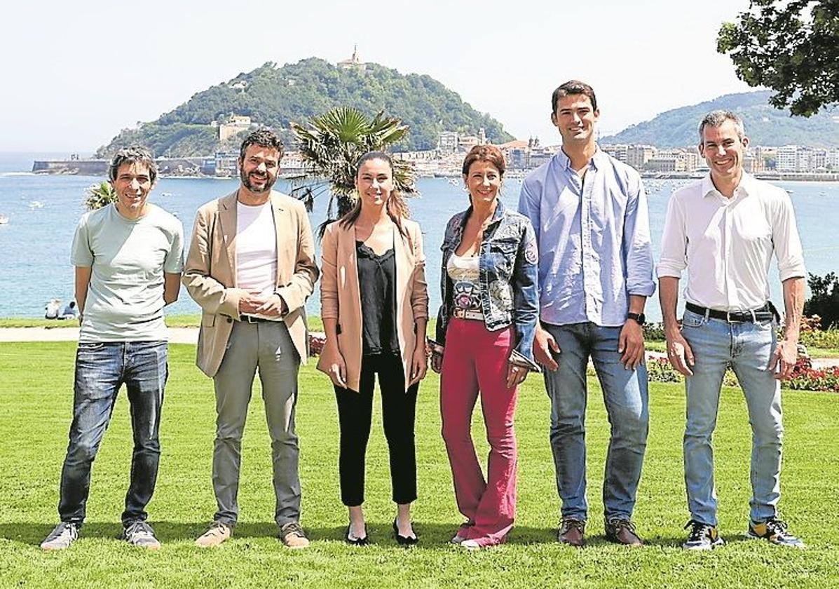 Hernández, Blasi, la moderadora Muñoz, Garrido, Díez Antxustegi y Rodriguez, ayer en Miramar.
