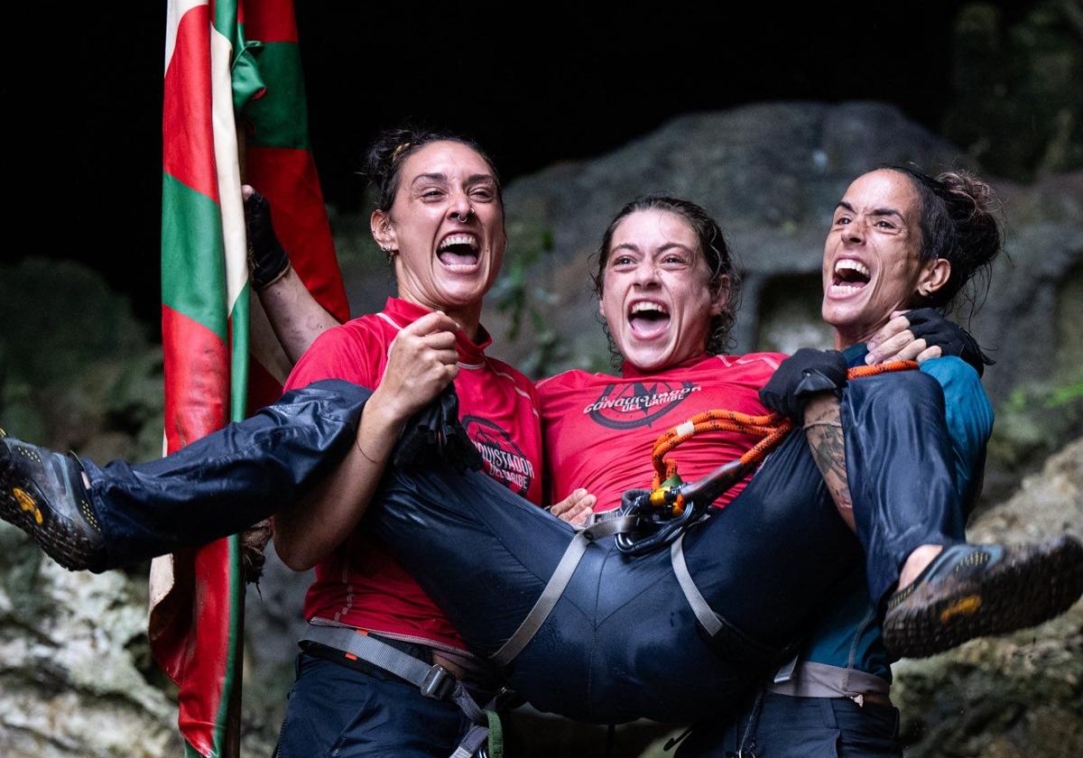 Histórica final femenina de 'El Conquis': una tirolina de 180 metros y una guipuzcoana ganadora de 10.000 euros