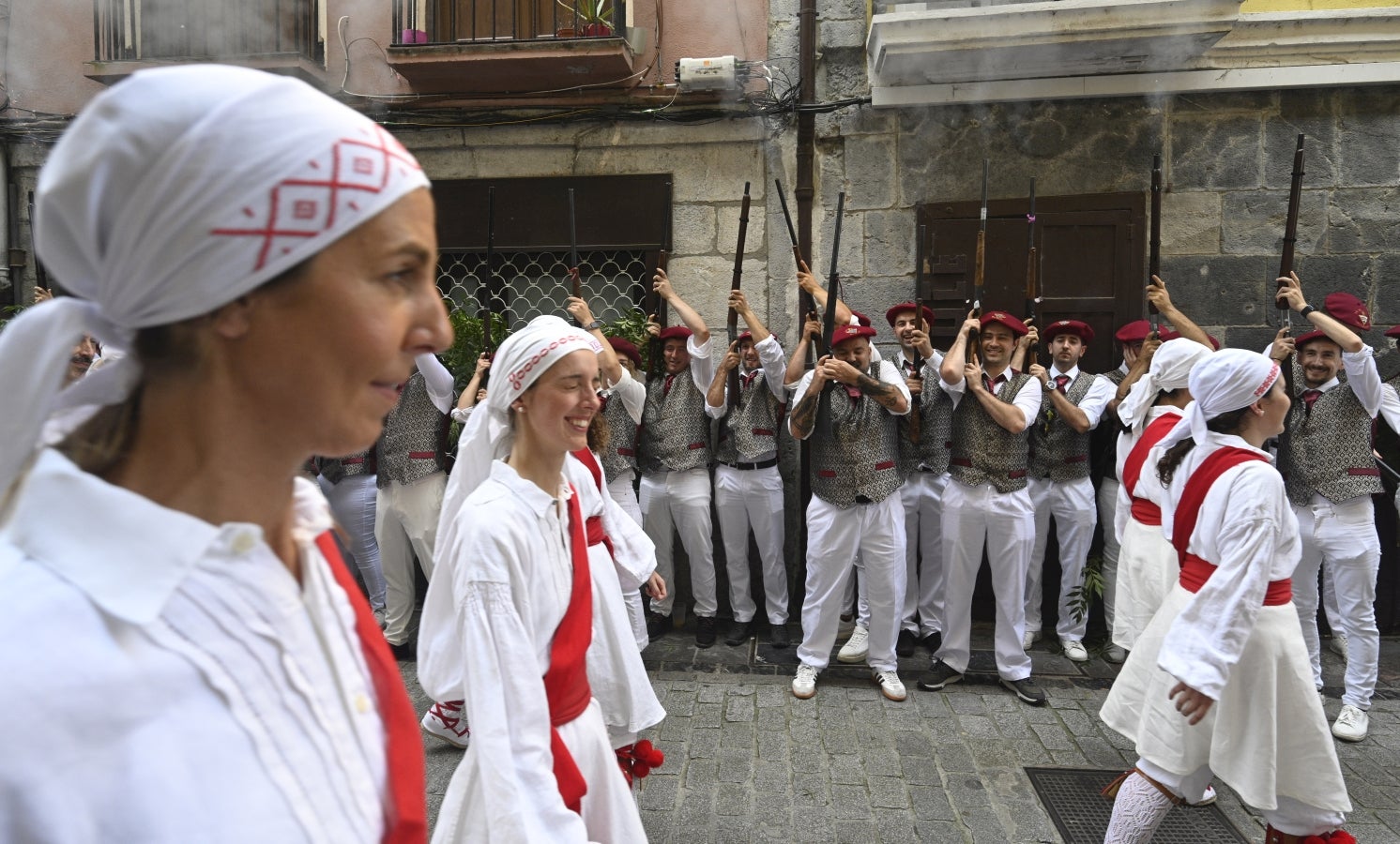 Tolosa, firme en su día grande y en un sofocante calor