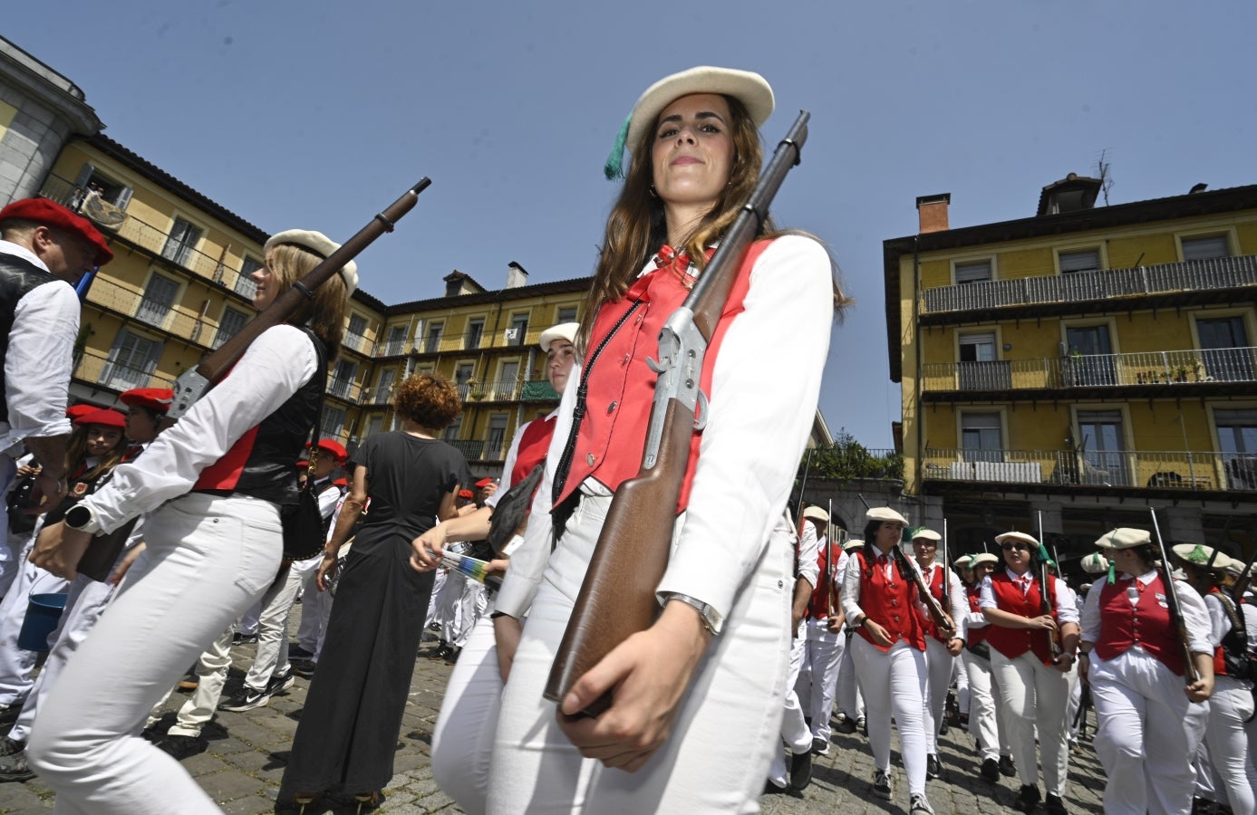 Tolosa, firme en su día grande y en un sofocante calor