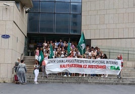 En contra de los despidos de los interinos en la Justicia