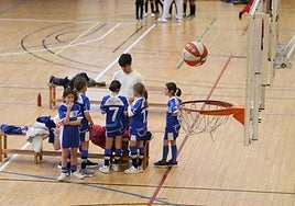 «Hay que premiar de forma tangible y motivar más a los voluntarios del deporte escolar»