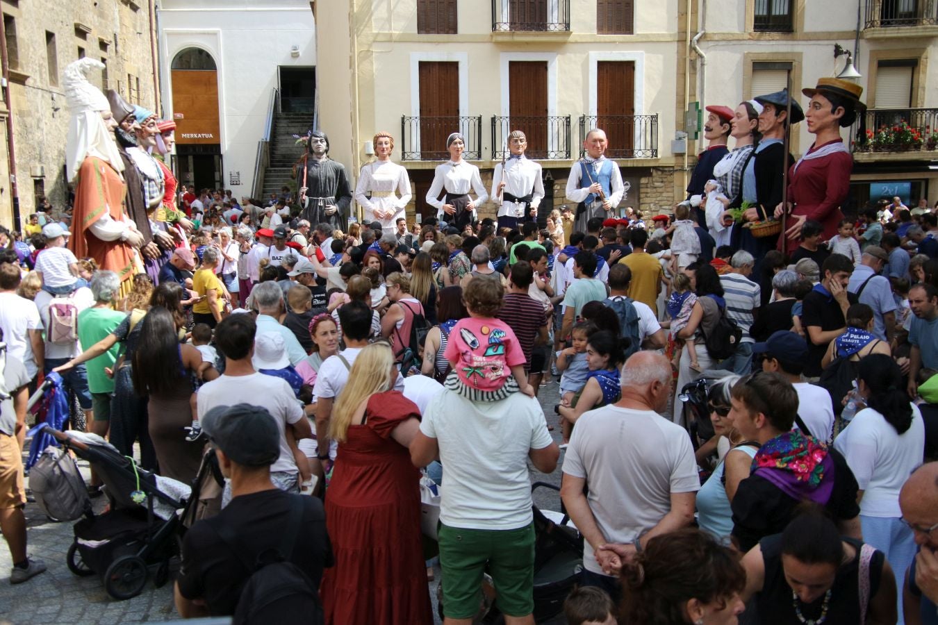 Zarautz ya disfruta de San Pelaio