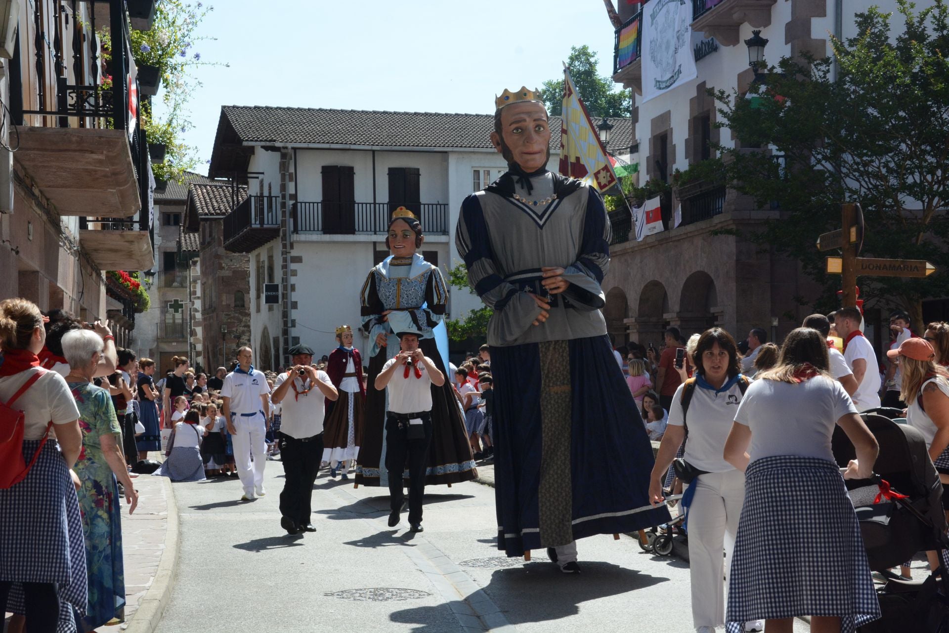 Los ttikis son los protagonistas