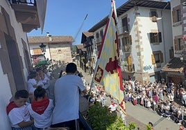 Los ttikis también lanzaron su txupinazo