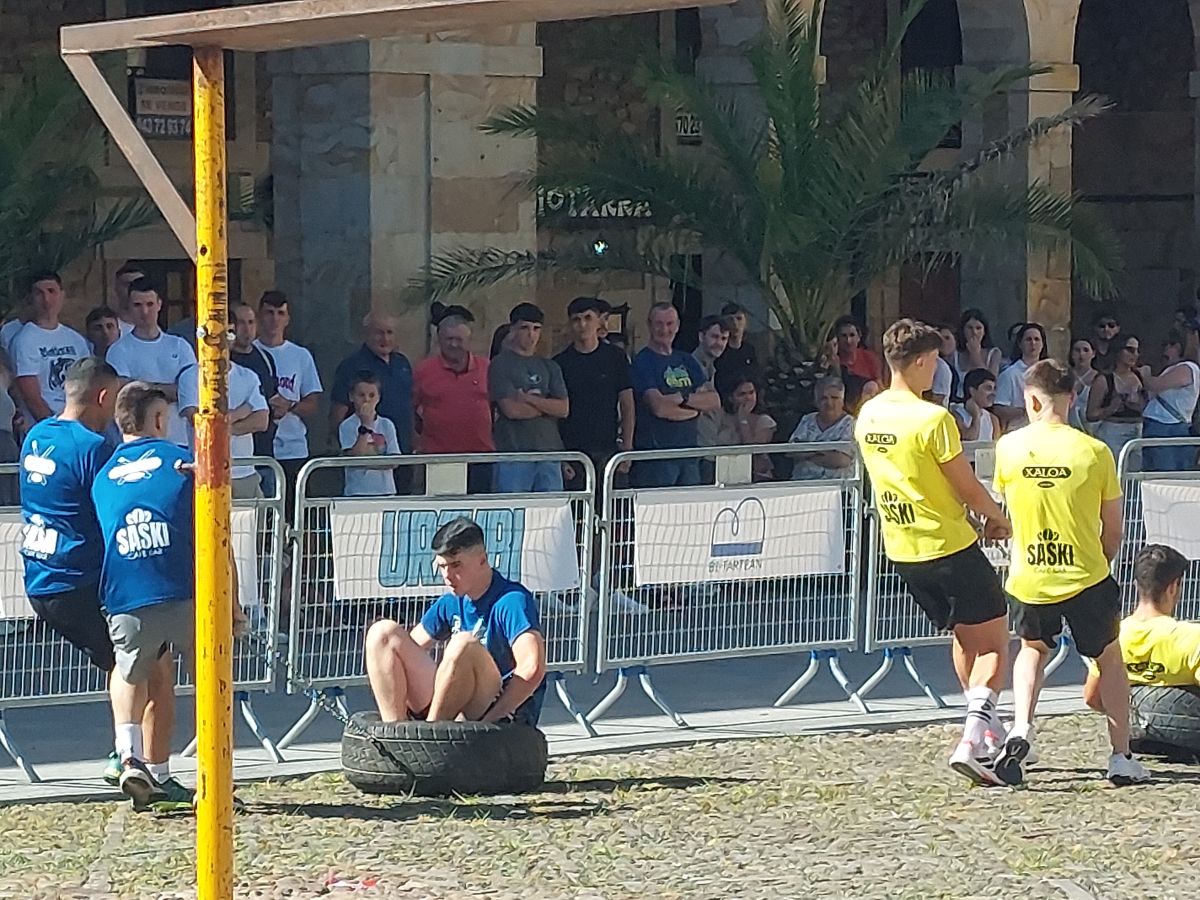 Gran ambiente en las fiestas de Zumarraga