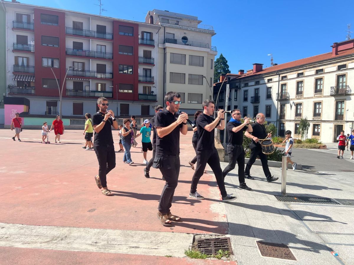 Gran ambiente en las fiestas de Zumarraga