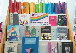 'Harrotasunaren Txokoa' prest da jada liburutegian.