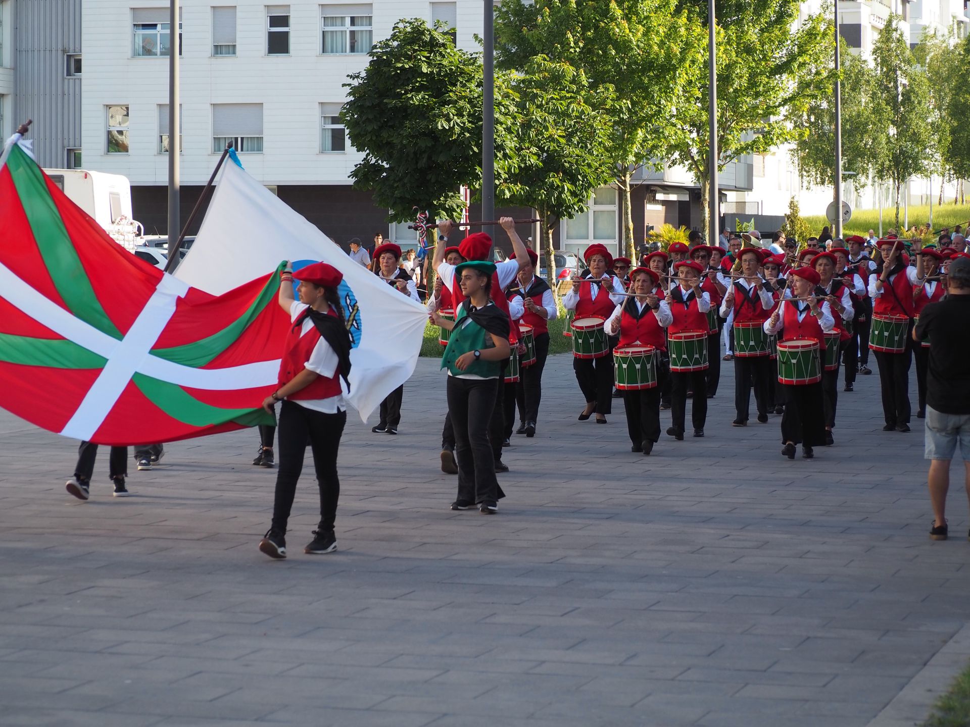 Zumaia disfruta de sus fiestas patronales en honor a San Pedro