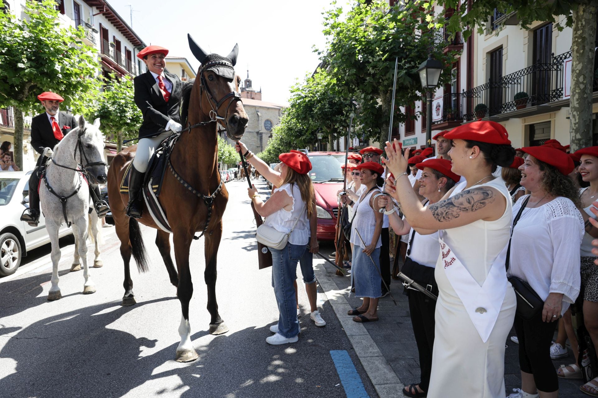Irun vive una intensa víspera del gran día del año