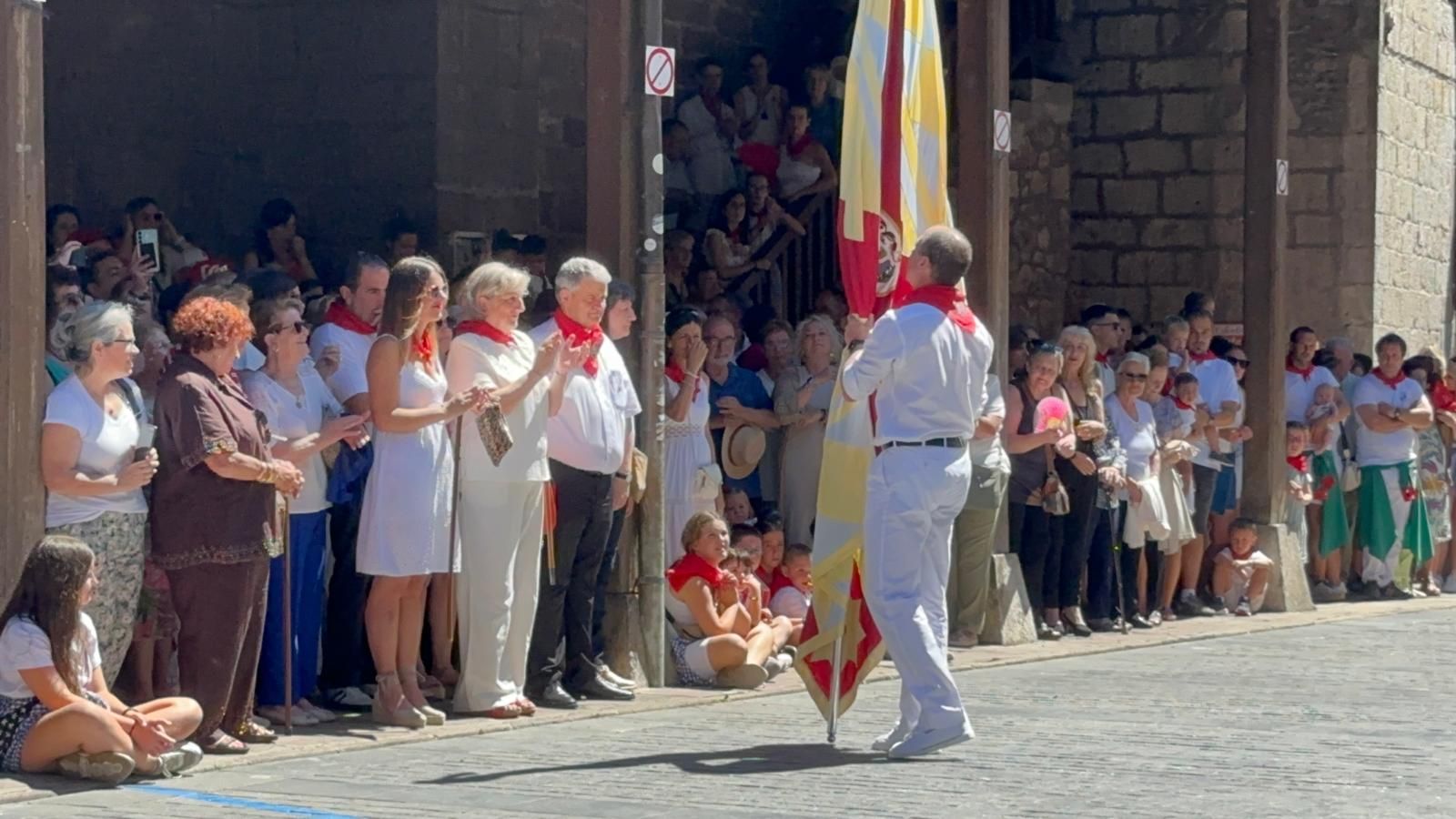 Doneztebe baila al sol
