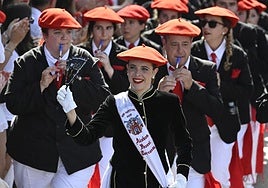 Las cantineras del Alarde público de Irun