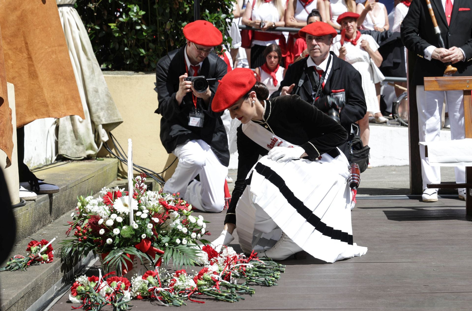 Danzas, cuadrillas y sidra en las campas de San Marcial
