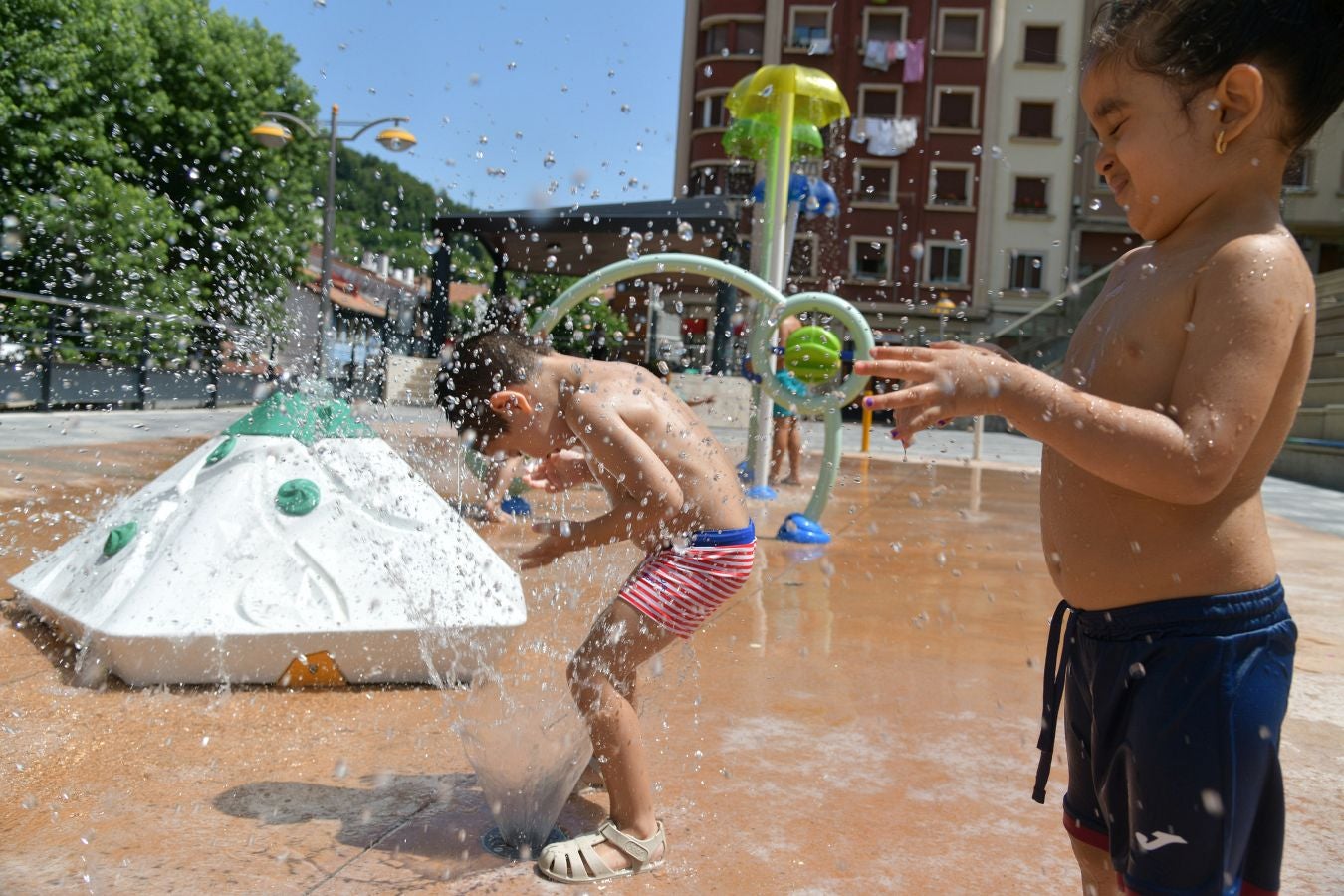Gipuzkoa despide junio con ola de calor