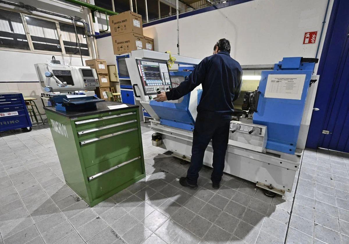 Euskadi contará con centros de FP 5.0 para formar a estudiantes en alta tecnología
