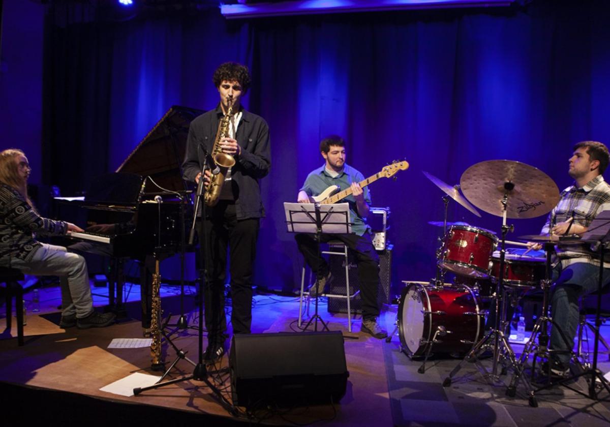 Eneko Diéguez Cuartet, protagonista en el arranque del segundo semestre del ciclo musical Igartza, en la plaza Erauskin.