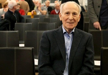 Joxe Azurmendi hil da, «euskal saiogilerik zorrotz eta berritzaileena, oparoena»