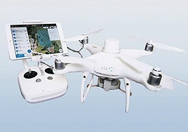 Fraisoro Eskolaren irudia bost kamaratako dronean