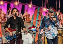 John Stamos y Mikel Love, en un reciente concierto.