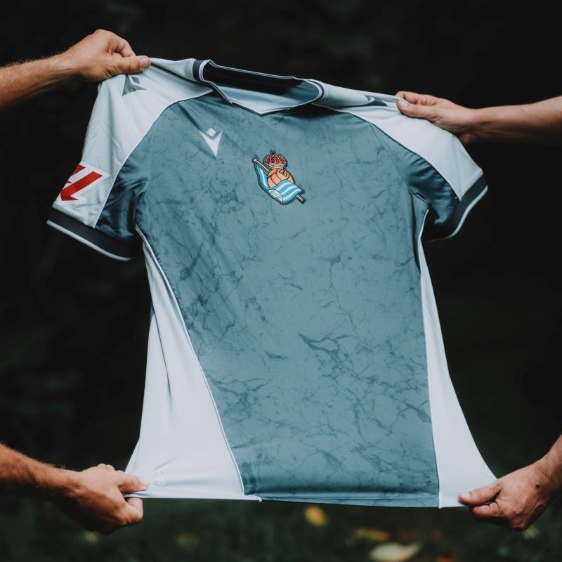 La nueva camiseta de la Real Sociedad para la temporada 25/26
