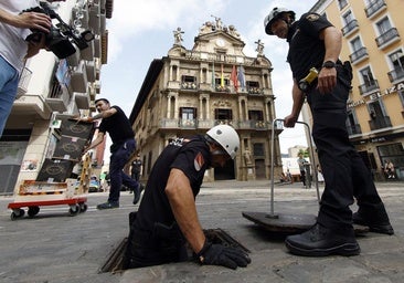 Pamplona descorcha este mediodía nueve días de fiesta
