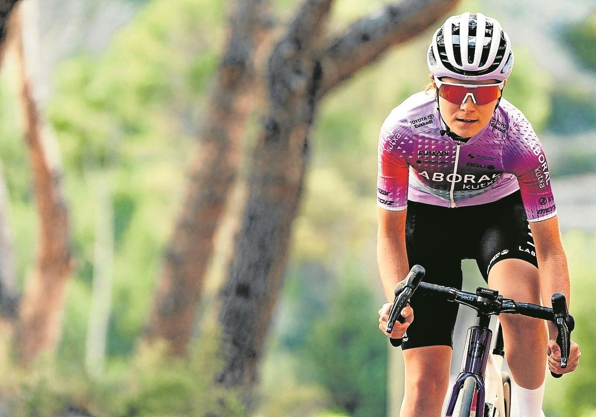 Naia Amondarain, en uno de los entrenamientos previos al Giro de Italia.