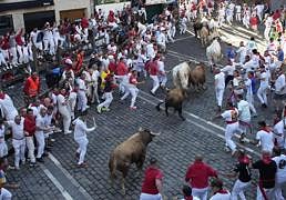 Fugaz y trepidante encierro de los Núñez que dejan un herido por asta de toro