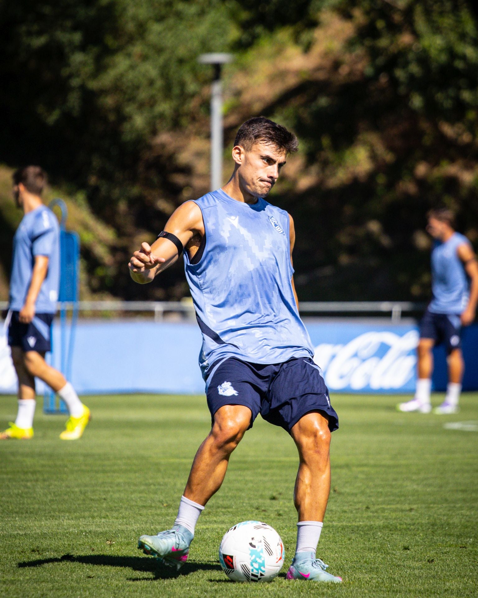 Sudor y goles en el cuarto entrenamiento de Sergio