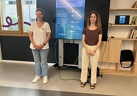 Maite Cortina y Maialen Altuna, en la rueda de prensa celebrada en La Casa de las Mujeres.