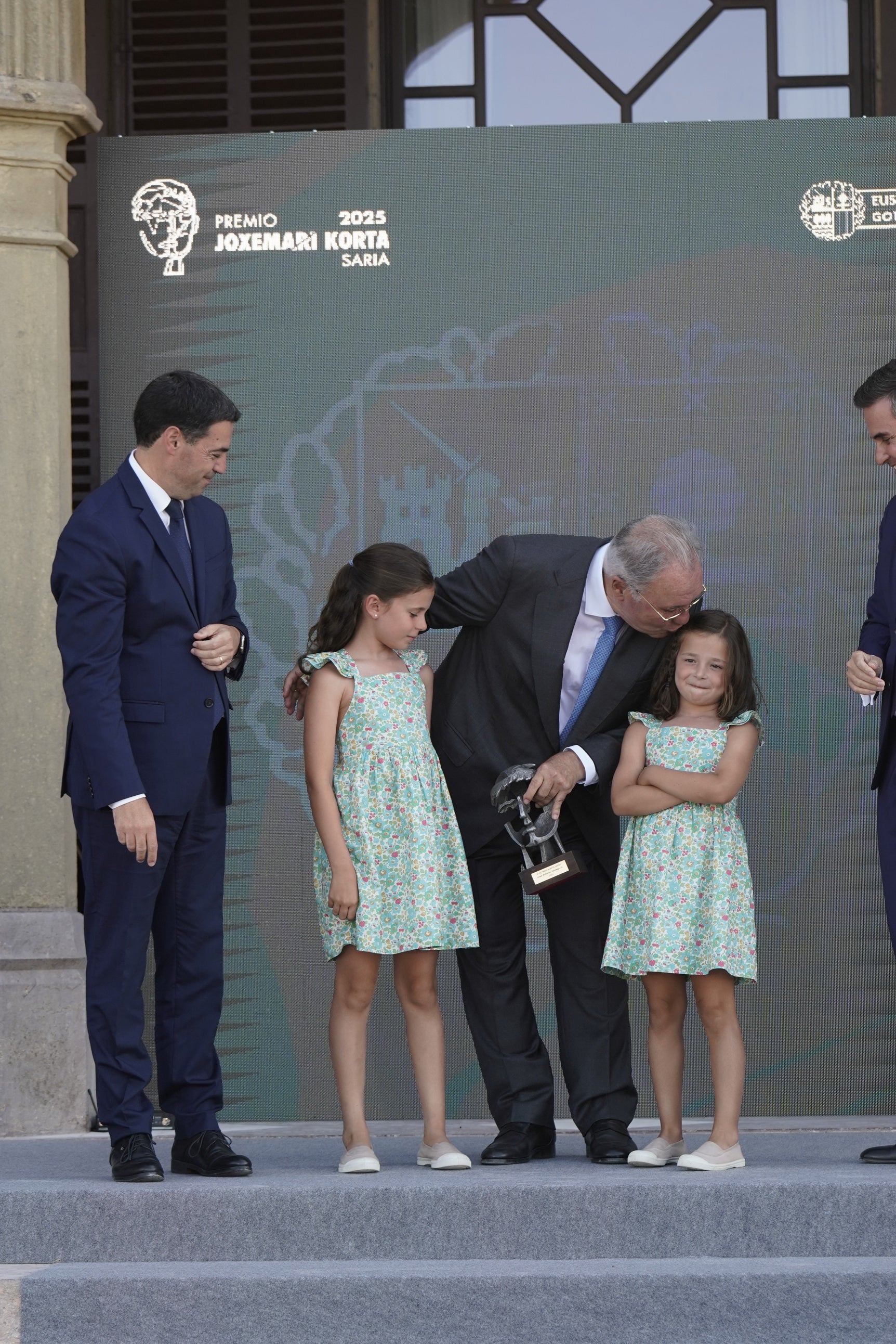 Los Korta premian a Jainaga en una defensa del arraigo de las empresas vascas