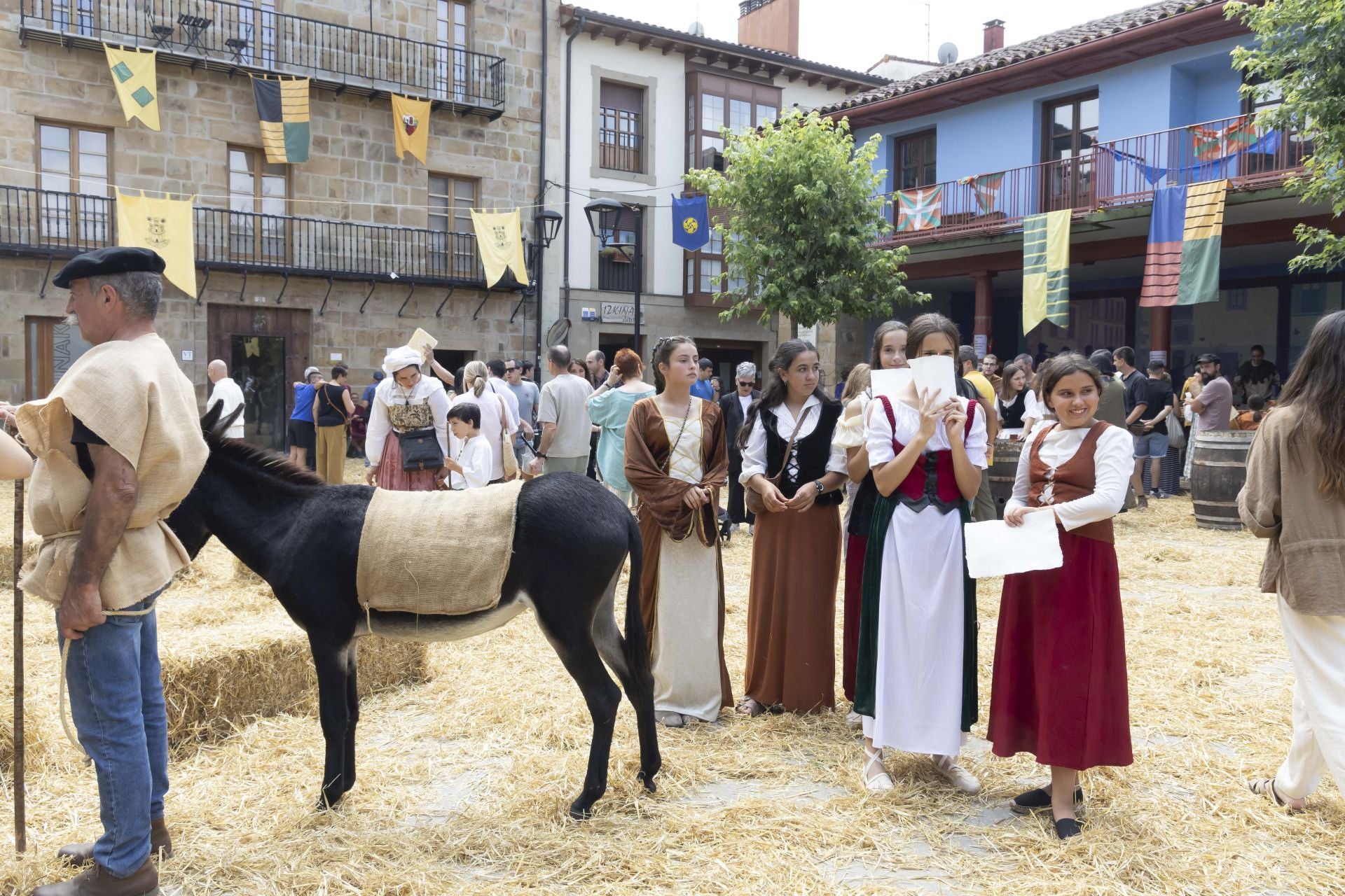 Segura recupera su feria medieval diez años después