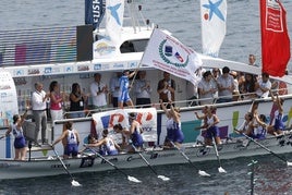 Donostia Arraun Lagunak logra la Bandera Petronor hoy en Zierbena.