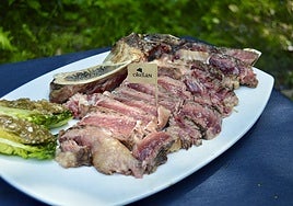 Receta de chuletón de vaca Lurra a la brasa con cogollos