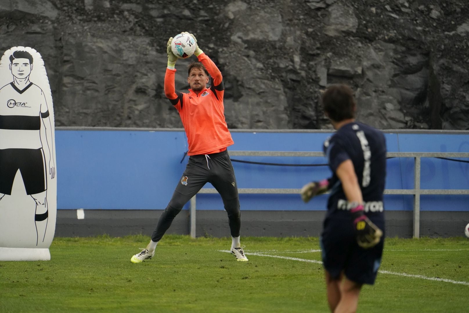 Entrenamiento rodeado del cariño del público