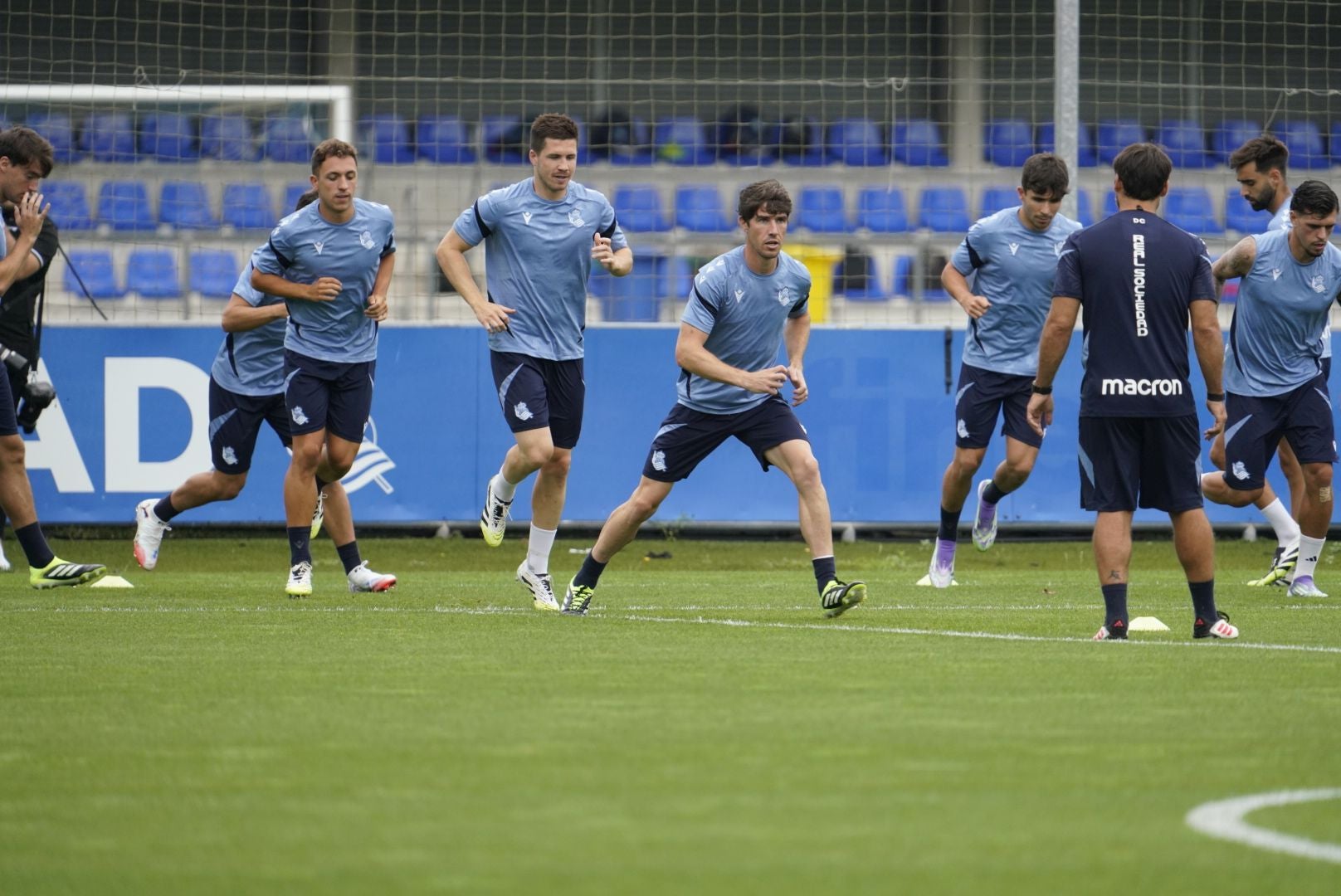 Entrenamiento rodeado del cariño del público