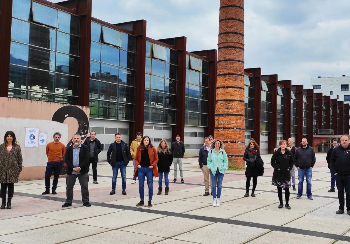2021eko apirilaren 17an agerraldia egin zuten Netflix Euskaraz egitasmoko kideek Durangon.