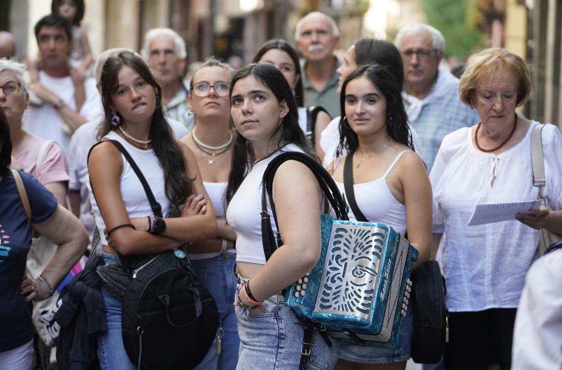 Homenaje a tres vecinos de Hernani en las Fiestas del Carmen