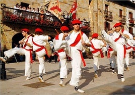 Antzuola celebra sus fiestas con el Alarde del Moro