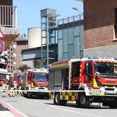 Los bomberos han acudido al polideportivo Olaizaga