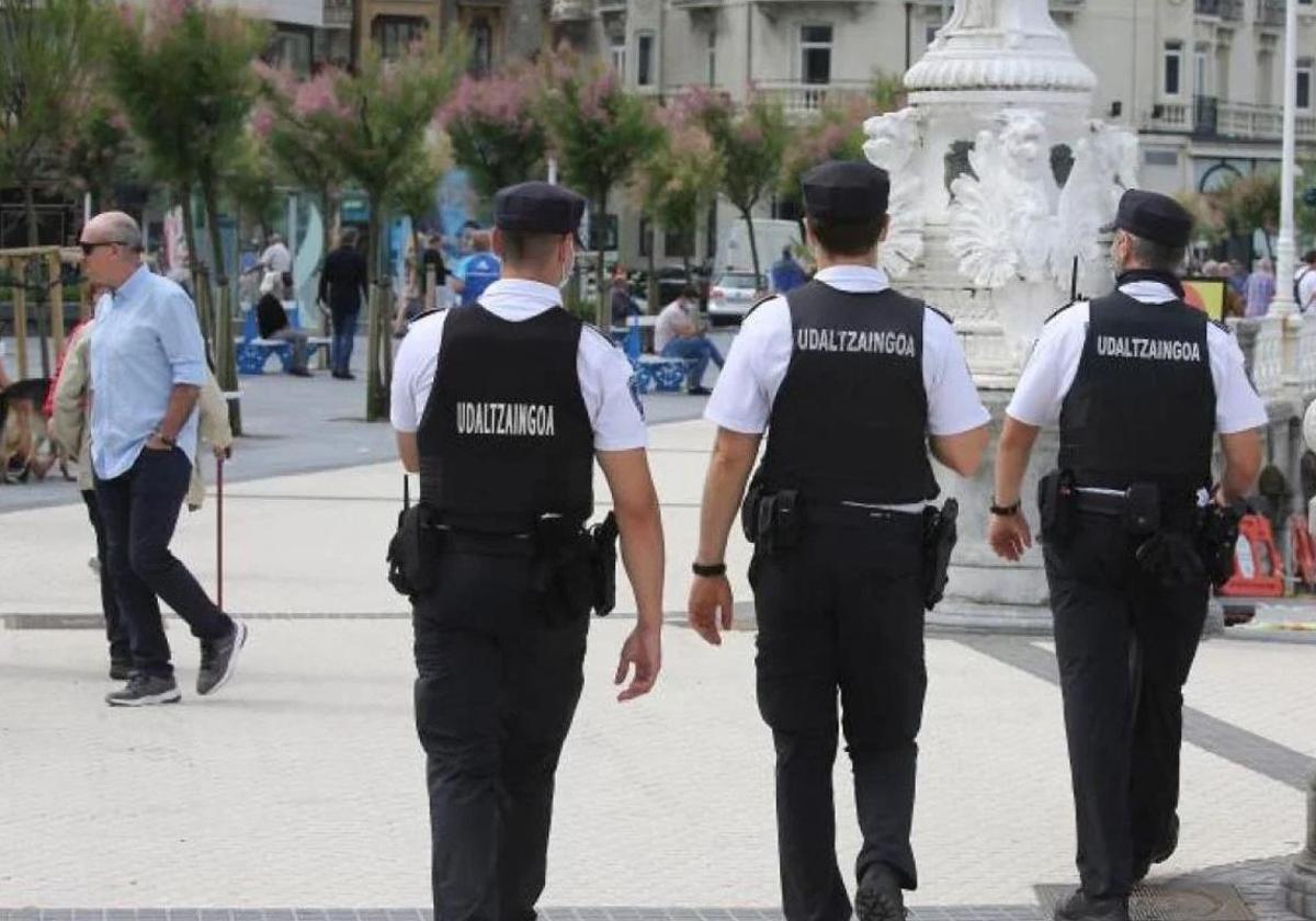 Donostia encara el verano con un «pequeño descenso» en los delitos