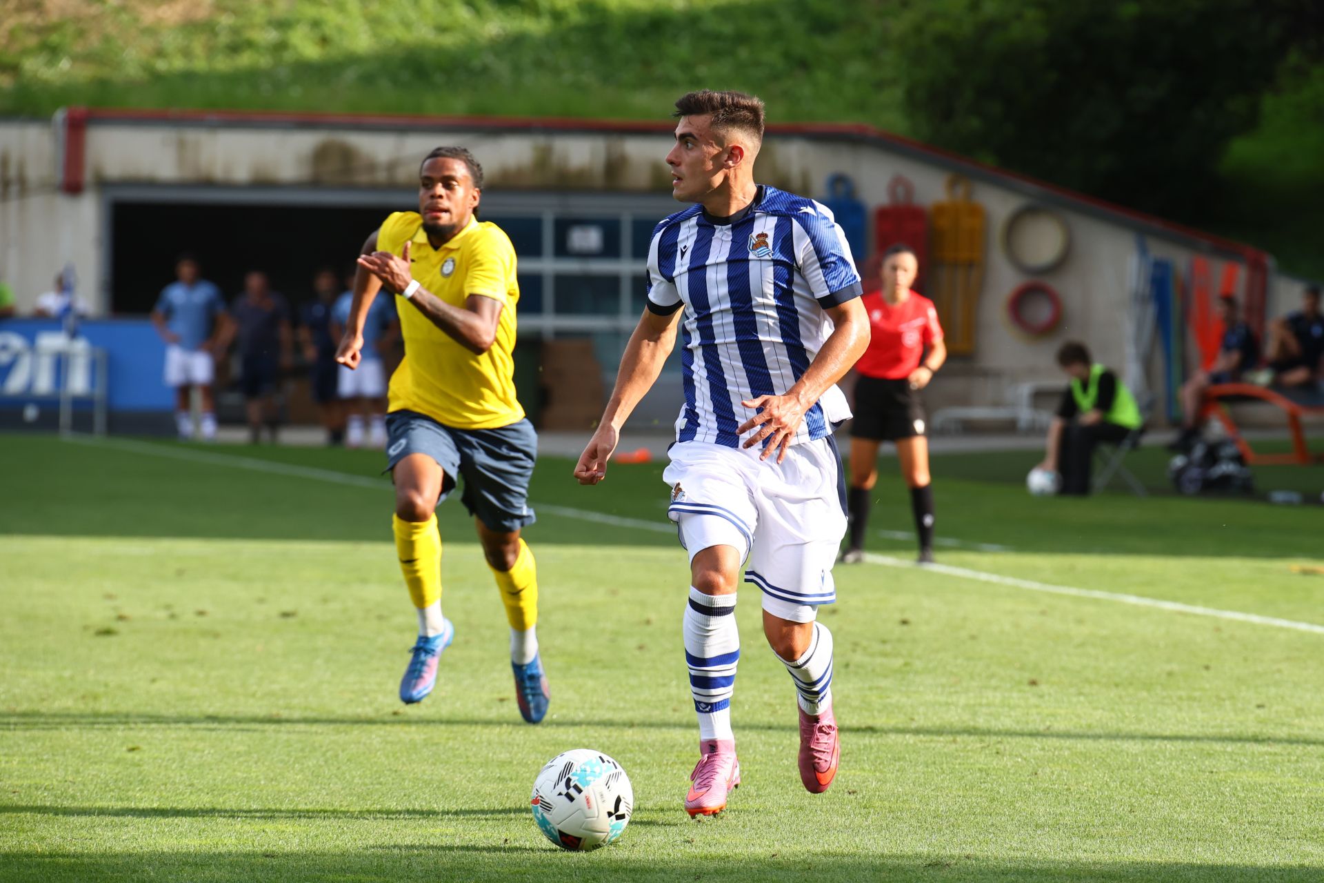 Victoria de la Real en el primer partido de pretemporada
